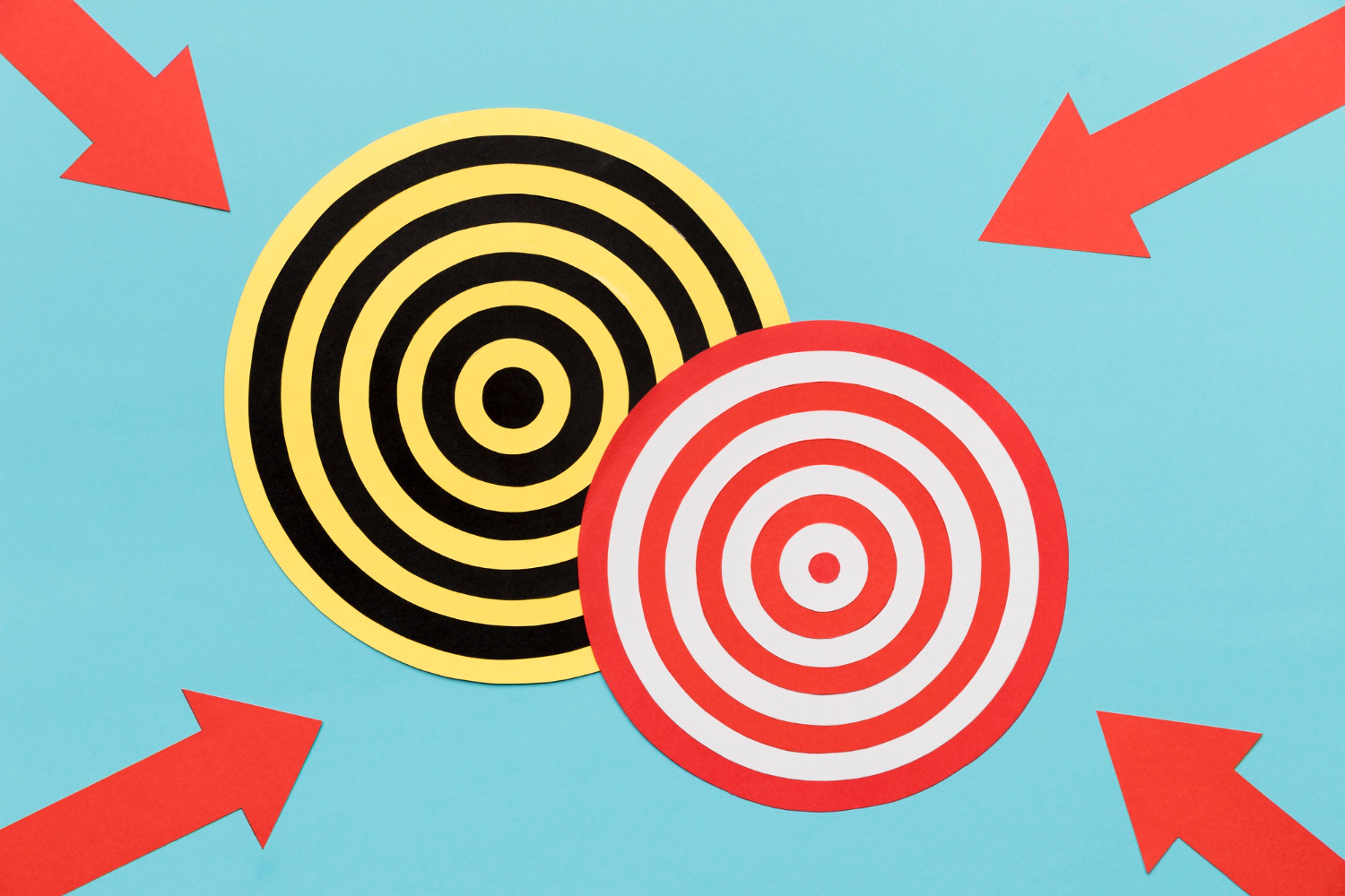 Retargeting vs. Lookalike Audiences: Key Differences Explained